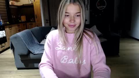 Snapshot of molly_bell chatting on 16, 1, 2026 Molly online show from 16, 1, 2026