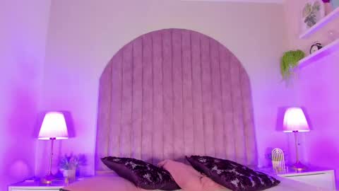 Molly Jackson online show from 23, 12, 2024