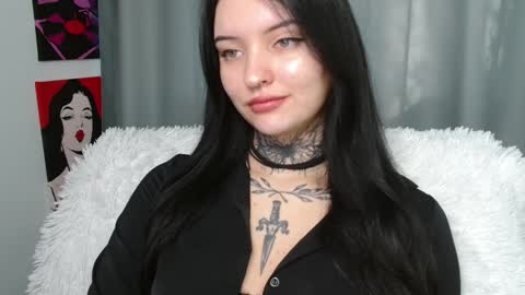 Lina online show from 28, 1, 2025