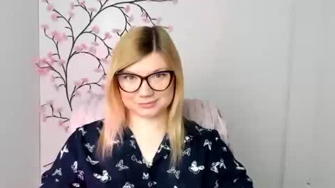 Molly online show from 7, 3, 2026