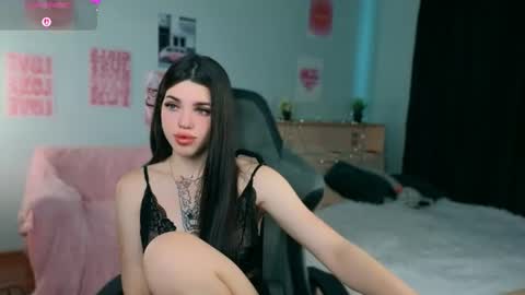 Snapshot of molly_rettyy chatting on 9, 7, 2026 Molly online show from 9, 7, 2026