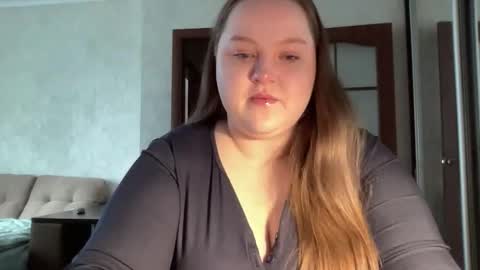 Snapshot of mollyas chatting on 26, 3, 2026 Alice online show from 26, 3, 2026