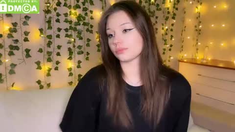 Snapshot of mollybibe chatting on 21, 4, 2026 Molly online show from 21, 4, 2026