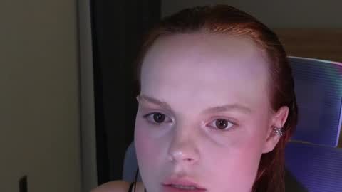 Snapshot of mollybossy chatting on 12, 4, 2026 Molly online show from 12, 4, 2026