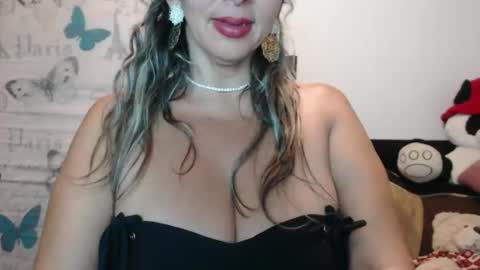 Snapshot of mollybunny01 chatting on 19, 3, 2026 Molly Bunny online show from 19, 3, 2026