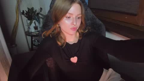 Snapshot of mollydangerous chatting on 10, 4, 2026 Taisha online show from 10, 4, 2026