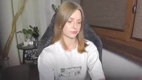 Snapshot of mollydangerous chatting on 24, 4, 2026 Taisha online show from 24, 4, 2026