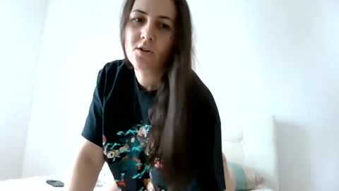 Molly online show from 31, 3, 2026