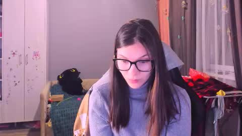  KIRA  online show from 3, 2, 2026