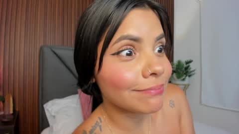 mollylove_ online show from 9, 4, 2026