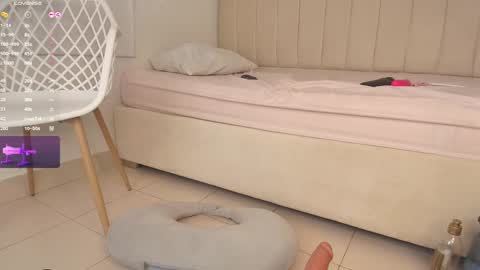 Snapshot of mollyrivera chatting on 10, 1, 2025 Molly online show from 10, 1, 2025