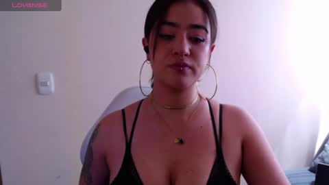 Snapshot of mollyrose99 chatting on 28, 7, 2026 Molly online show from 28, 7, 2026