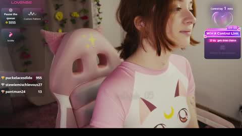 mollysb_05 online show from 6, 3, 2025