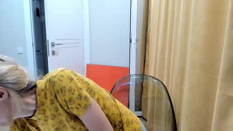 AngelMomm online show from 22, 9, 2025