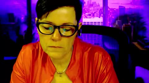 Snapshot of mollysun chatting on 15, 4, 2026 MollySun Nina Randmann online show from 15, 4, 2026