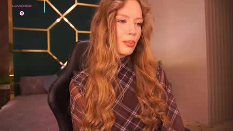 Snapshot of mollyymayy chatting on 25, 3, 2026 mollyymayy online show from 25, 3, 2026