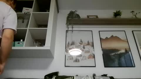 Snapshot of molnarzsolt chatting on 23, 11, 2025 molnarzsolt online show from 23, 11, 2025