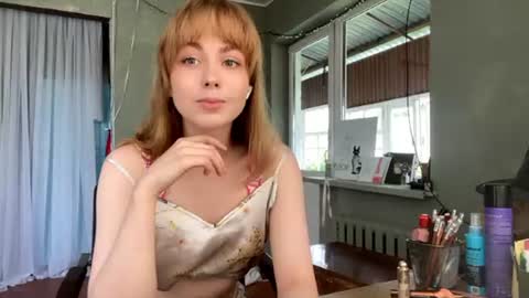 Snapshot of molyangel chatting on 30, 6, 2026 Oksana online show from 30, 6, 2026