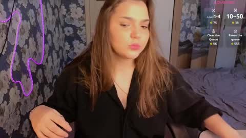 Snapshot of momiji_i chatting on 13, 4, 2026 Leah online show from 13, 4, 2026