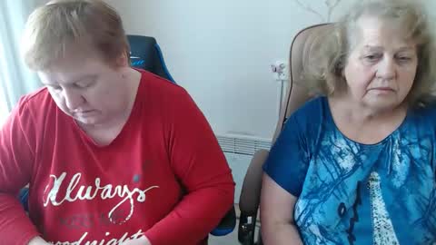 Snapshot of mommy99x chatting on 24, 3, 2026 Mommy99X online show from 24, 3, 2026