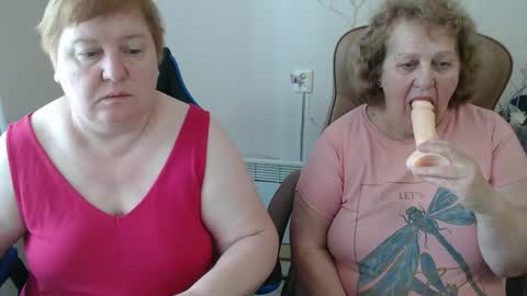 Snapshot of mommy99x chatting on 1, 4, 2026 Mommy99X online show from 1, 4, 2026