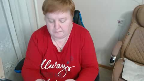 Snapshot of mommy99x chatting on 14, 4, 2026 Mommy99X online show from 14, 4, 2026