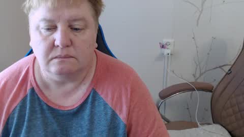 Mommy99X online show from 16, 6, 2026