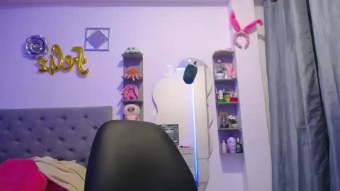 Snapshot of mommy_dulce chatting on 26, 5, 2026 ANDREA online show from 26, 5, 2026