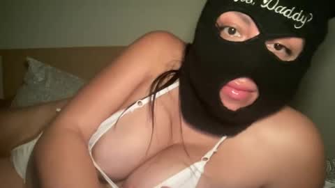 Snapshot of mommygoddess03 chatting on 7, 10, 2025 mommygoddess03 online show from 7, 10, 2025