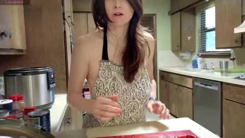 Goddess L online show from 11, 11, 2025