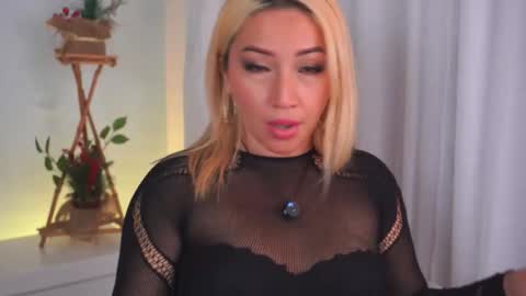 Kendall Evanz online show from 9, 11, 2025