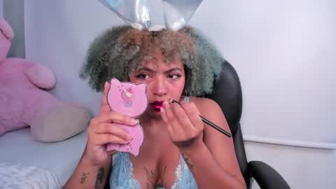 Momo  online show from 6, 4, 2026