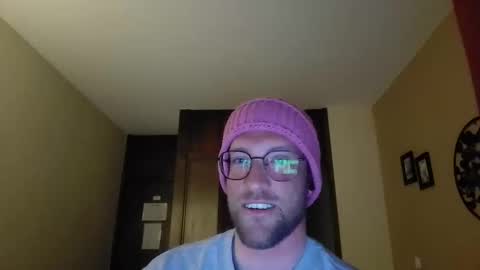 moms_little_monster online show from 19, 3, 2026