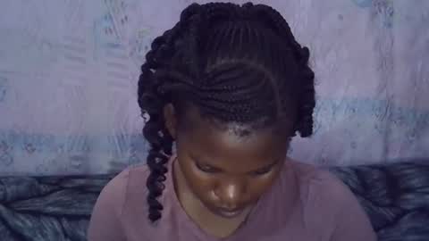 Snapshot of momsdoll chatting on 10, 2, 2026 momsdoll online show from 10, 2, 2026