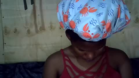 Snapshot of momsdoll chatting on 29, 6, 2026 momsdoll online show from 29, 6, 2026