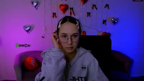 Mona  online show from 10, 2, 2026