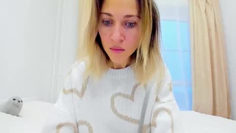 Mona online show from 2, 12, 2024