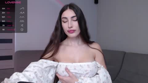 Snapshot of mona_saxxx chatting on 26, 12, 2024 Hey Guys im Mona. PVT is Open Please Make me CUM online show from 26, 12, 2024