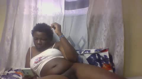 Snapshot of monalisaah chatting on 17, 9, 2025 monalisaah online show from 17, 9, 2025