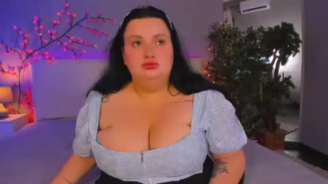 Snapshot of monasteel chatting on 21, 5, 2026 Monica online show from 21, 5, 2026