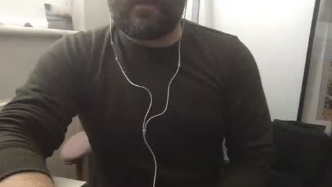 Snapshot of mondoturk chatting on 21, 5, 2026 Mike online show from 21, 5, 2026