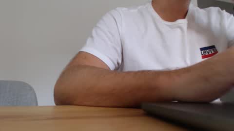 Snapshot of moneyslave84 chatting on 3, 11, 2025 moneyslave84 online show from 3, 11, 2025