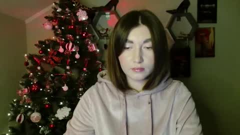 Snapshot of monica_sweets chatting on 20, 11, 2025 sweet girl and shine body online show from 20, 11, 2025