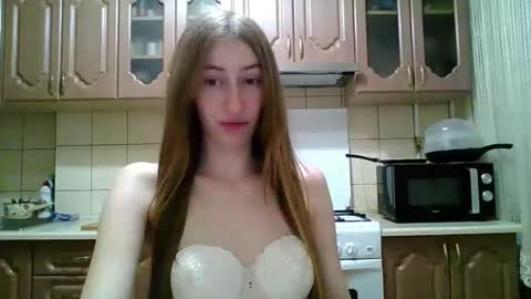 Snapshot of monica_tamayo chatting on 13, 5, 2026 Monica online show from 13, 5, 2026