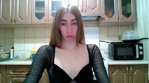 Snapshot of monica_tamayo chatting on 3, 6, 2026 Monica online show from 3, 6, 2026
