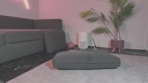 Monica online show from 14, 4, 2026