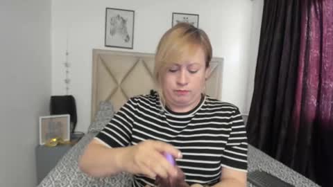 Mony online show from 4, 11, 2025