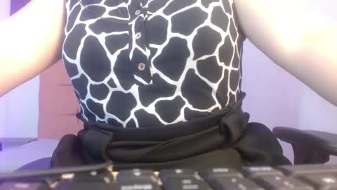 Snapshot of monickhot303av chatting on 21, 12, 2024 monickhot303av online show from 21, 12, 2024