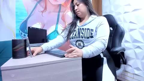 monickhot303av online show from 10, 3, 2026