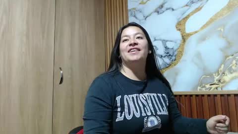 Snapshot of monickhotpri chatting on 3, 5, 2026 monickhotpri online show from 3, 5, 2026